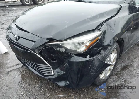 2017 Toyota Yaris Ia z USA, uszkodzony, nr VIN 3MYDLBYV2HY176233